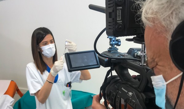 стрингер, видеограф Италия.